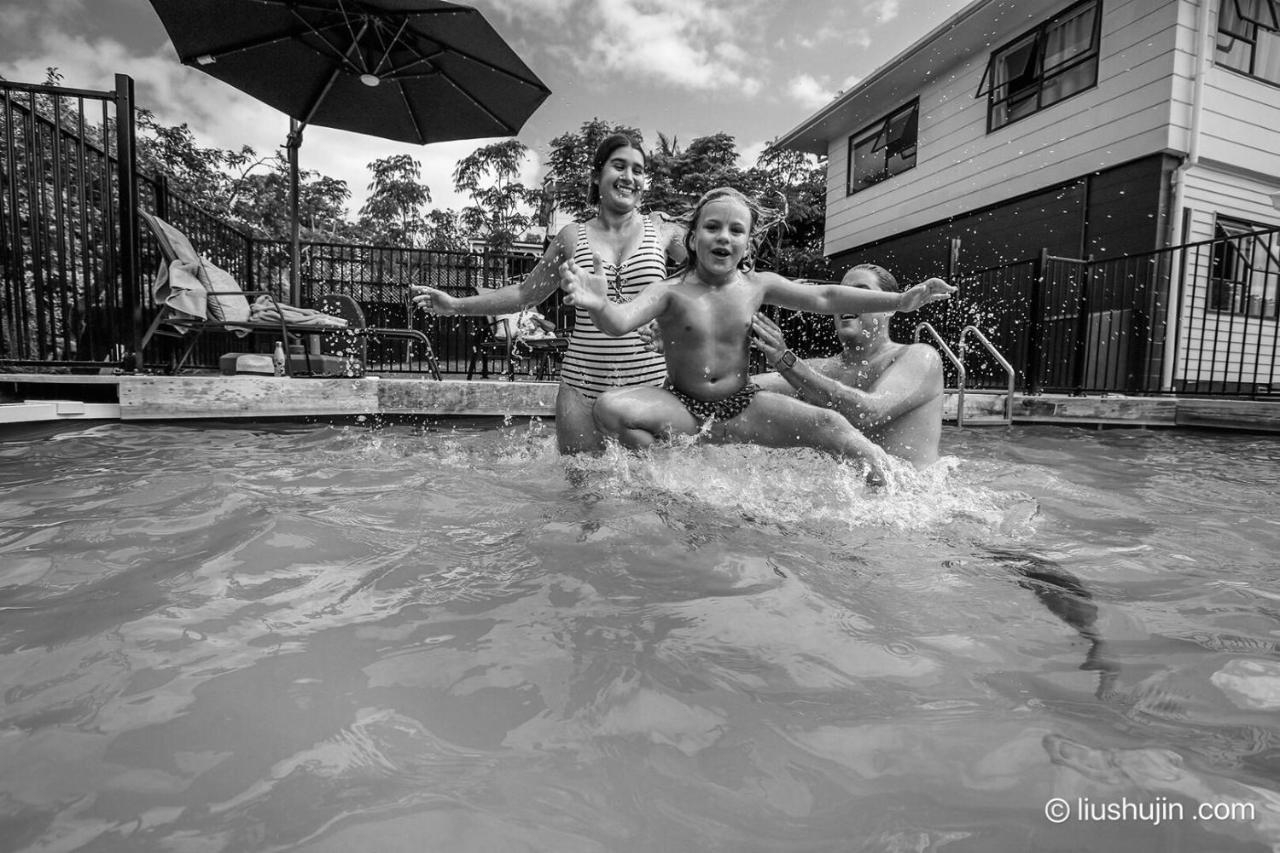 Swimming Pool Holiday Villa Окленд Экстерьер фото
